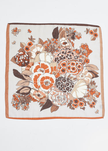 Foulard carré thème floral camélias Ecru/Brique