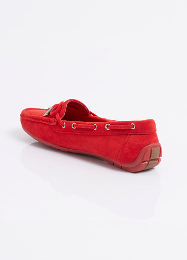 Mocassins en suédine avec œillets métal Rouge