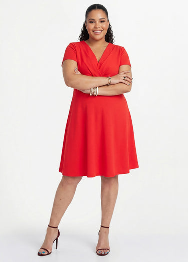Robe courte effet drapé maille gaufrée Rouge
