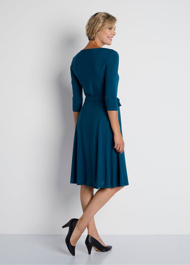 Robe courte ceinturée col rond en maille Uni Canard