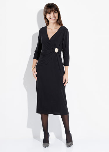 Robe longue chic taille plissée bijou Noir