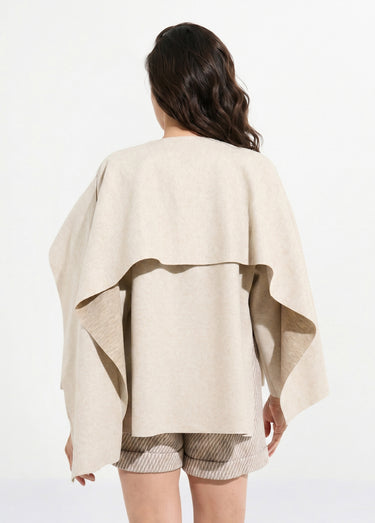 Veste bouton bijou métal et écharpe Beige