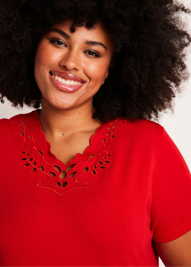 T-shirt col V ajouré brodé Rouge