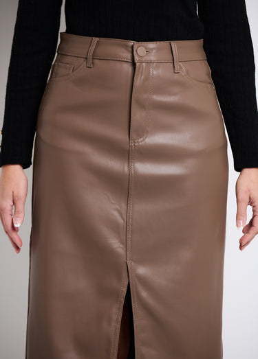 Jupe longue fendue en faux cuir Taupe