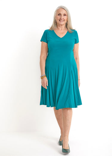 Robe mi-longue évasée col V Vert
