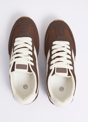 Baskets look sporty + lacets fantaisie Marron