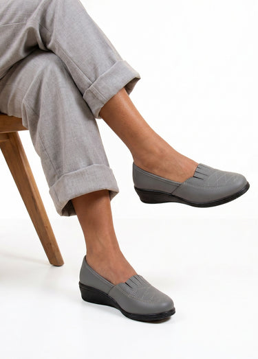 Mocassins cuir largeur confort élastiqués Gris