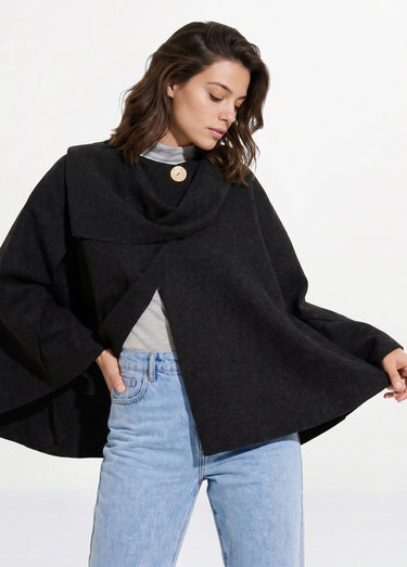 Veste bouton bijou métal et écharpe Noir