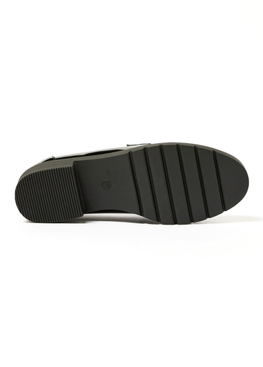 Mocassins à gland vernis semelle crantée Noir
