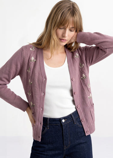 Gilet long boutonné brodé perlé col V Cyclamen