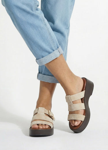Mules plateforme 3 brides suédine Beige