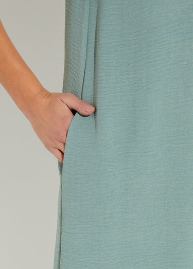 Robe droite courte col V festonné Vert Sauge