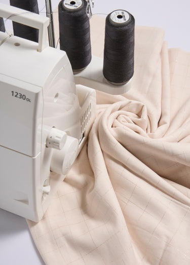 Coupon tissu carreaux tendance fil métallisé Beige