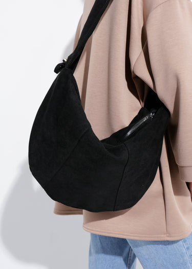 Sac en suédine à bandoulière large Noir
