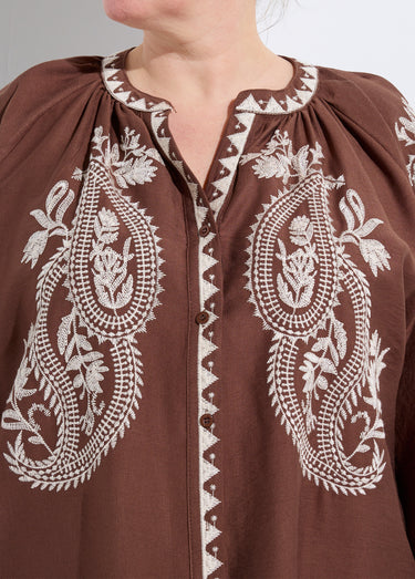 Blouse avec broderies et petit col V Chocolat / Beige