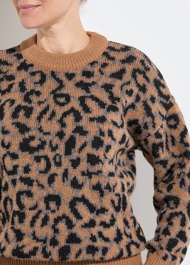 Pull motif léopard col montant manches longues Camel/Noir