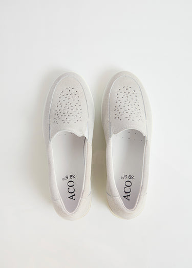 Mocassins grande largeur cuir brillant Argente
