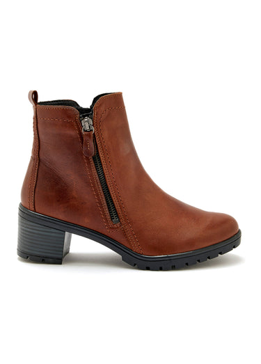 Boots cuir, talon large et bout amande Marron