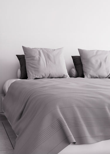 Jeté de canapé bachette coton, motif lignes Gris