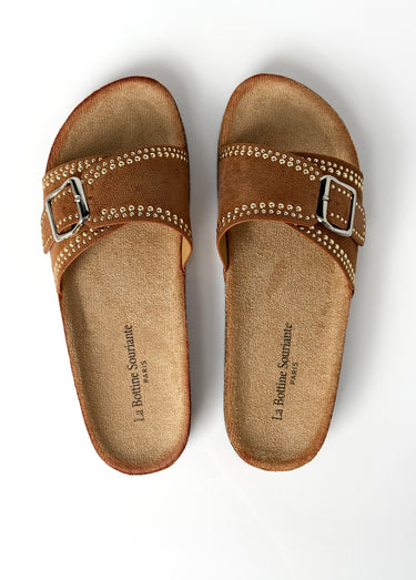 Mules anatomiques suédine, clous métal Camel
