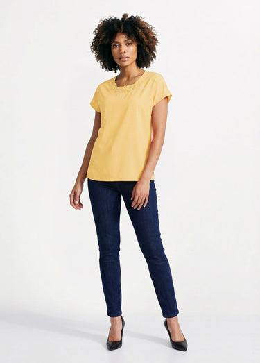 Top long manches courtes broderies col rond Vanille