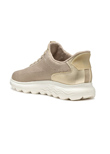 Baskets en mesh avec semelle compensée Taupe
