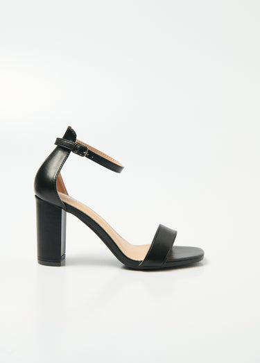 Sandales talon haut bout carré à brides Noir
