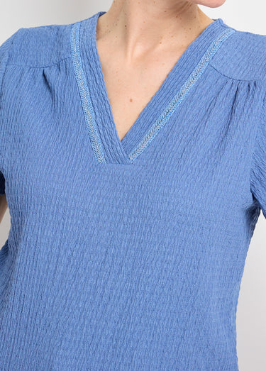 Tunique texturée, encolure V avec galon Bleu denim