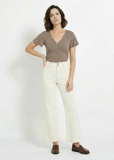 Jean flare taille haute, spécial PETITE Ecru