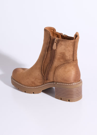 Boots zippées à talon, bout effet used Camel