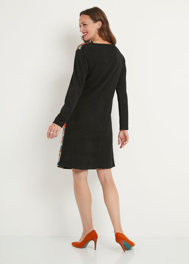 Robe courte maille fantaisie col rond Fond Noir