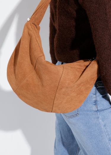 Sac en suédine à bandoulière large Camel