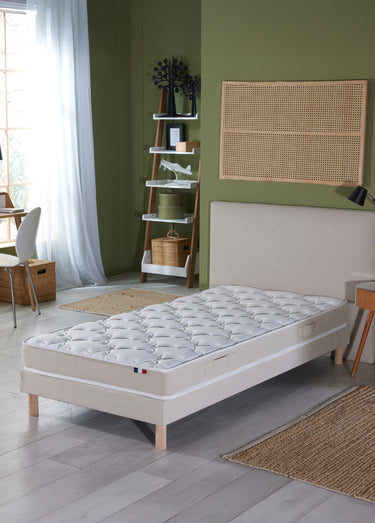 Matelas ferme mousse haute densité, haut. 17/18cm Blanc
