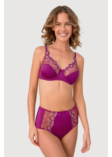 Soutien-gorge avec armatures tulle brodé Cassis