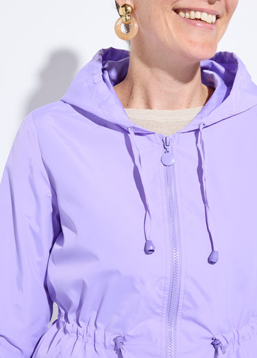 Coupe-vent capuche et taille resserrée Parme