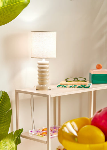 Lampe avec pied céramique ondulé Beige