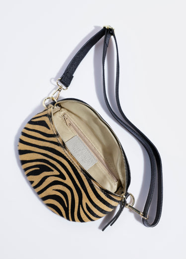 Sac banane bi-matière cuir uni et zébré Camel