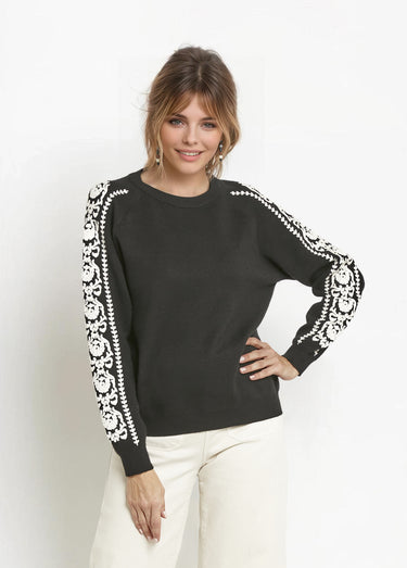 Pull maille épaisse broderies manches Noir