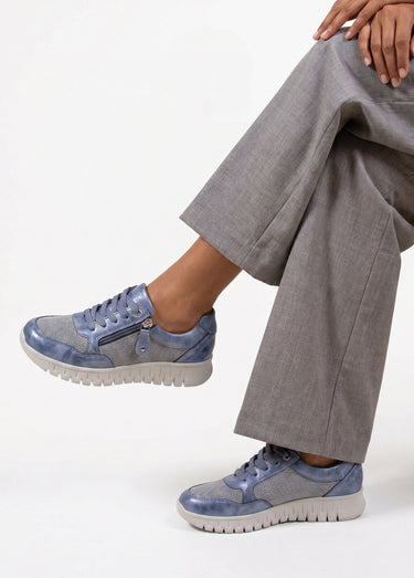 Baskets bi-matière lacées et zippées largeur confort Bleu