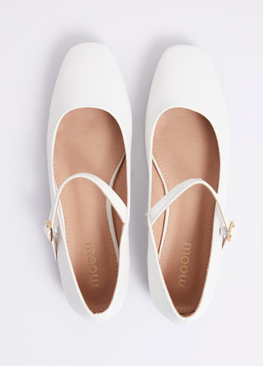 Ballerines babies plates avec bout carré Blanc