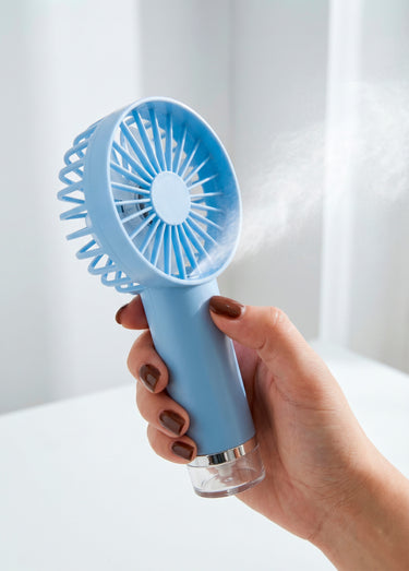 Le ventilateur brumisateur portable en cadeau dès 49€ d'achats.