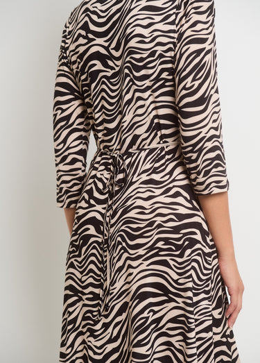 Robe décolleté plissé imprimé animalier Noir/Ecru