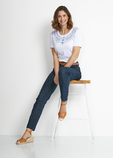 T-shirt manches courtes col motif clouté Blanc