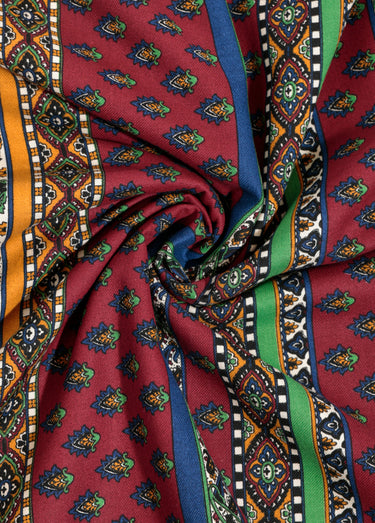 Coupon tissu motif cachemire, Ashangar Fond Bordeaux