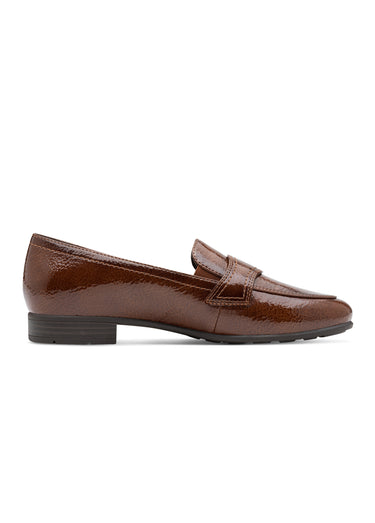 Mocassins vernis chic avec bout amande Mocca