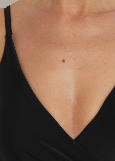 Maillot de bain 1 pièce V et drapé Noir
