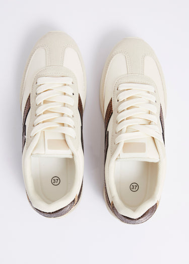 Baskets look sporty + lacets fantaisie Beige