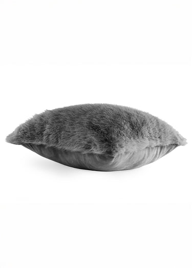 Coussin déco fausse fourrure longs poils Gris