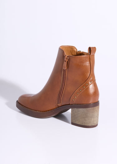 Boots zippées à talon détails cloutés Camel