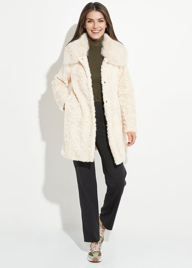Manteau long chic en fausse fourrure Ecru